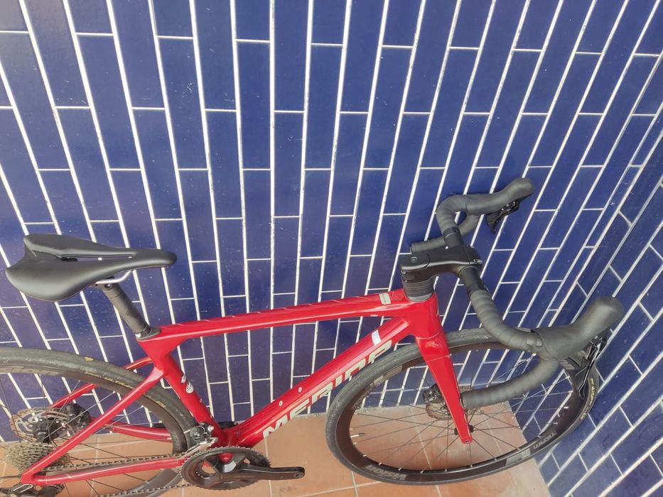 Bicicleta de carbono xs 12x2v semi nova