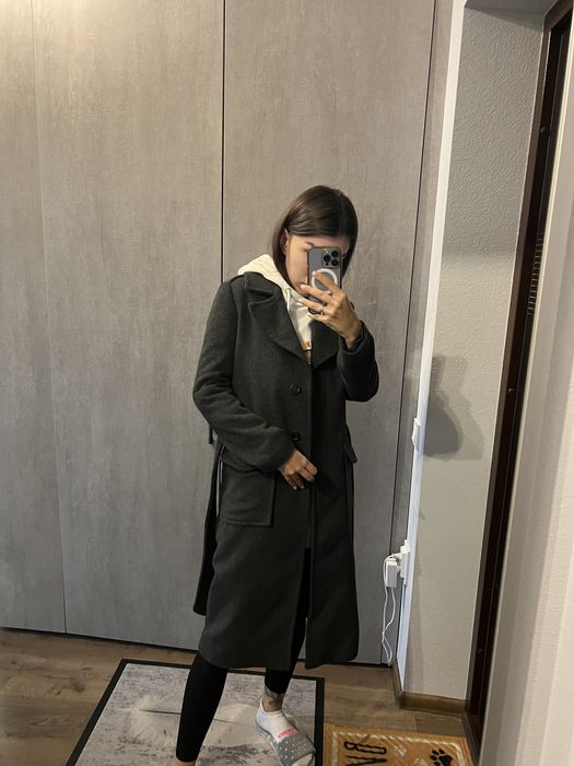 Пальто Benetton.