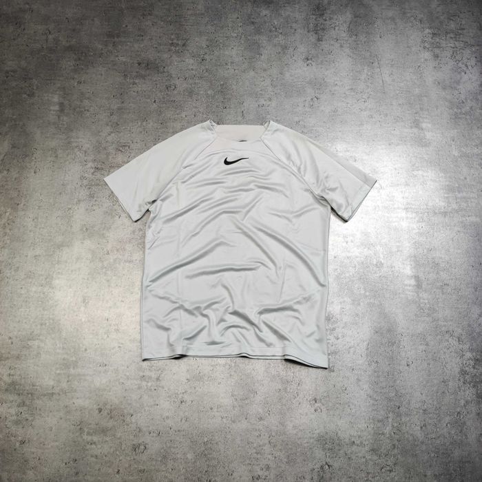 MĘSKA Koszulka Sportowa Nike GYM Active Dri-Fit Jasna Logo Swoosh