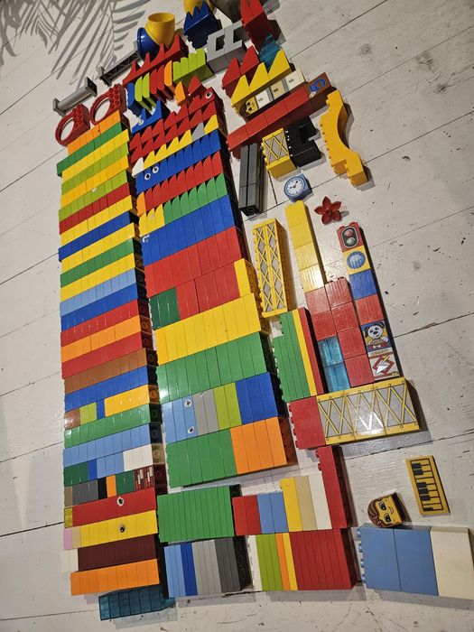 Mega zestaw Lego Duplo 550 elementów.