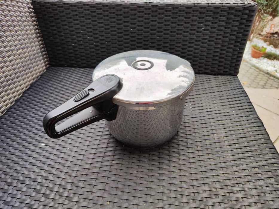 Szybkowar Fissler 6L