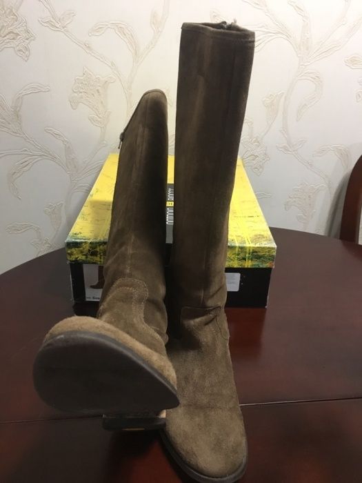 Продам женские сапоги Antonio Biaggi