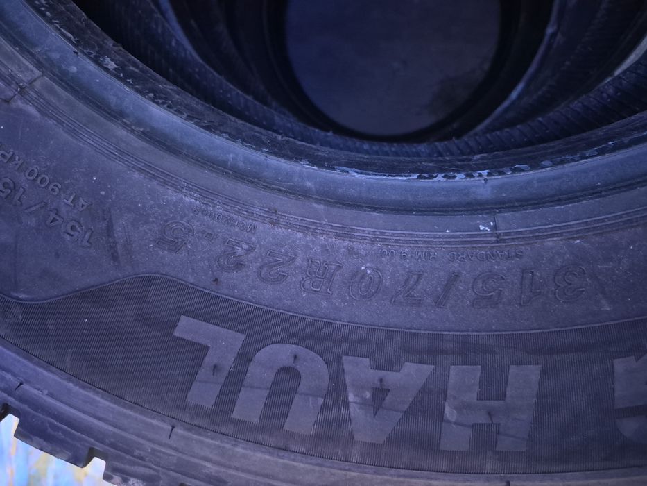 Vende se 4 pneus 315/70R 22.5 semi novos