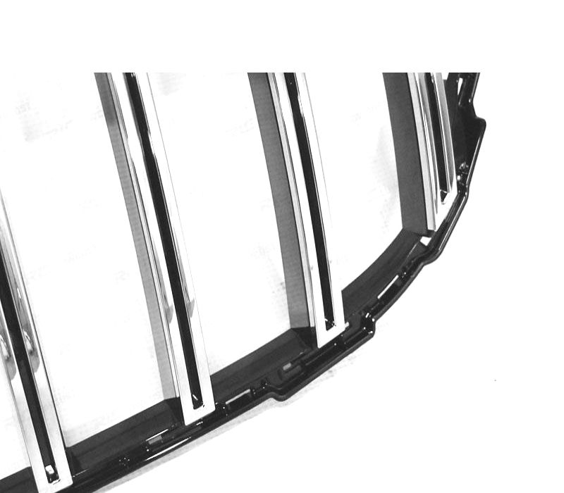 GRELHA MERCEDES CLASSE C W205 18-21 LOOK GTR PRETO CROMADO