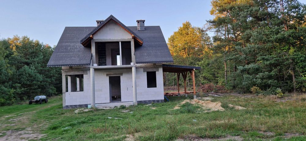 Sprzedam dom w stanie surowym