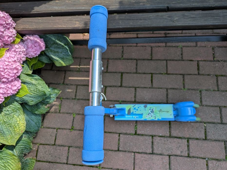 Дитячий самокат Amigo