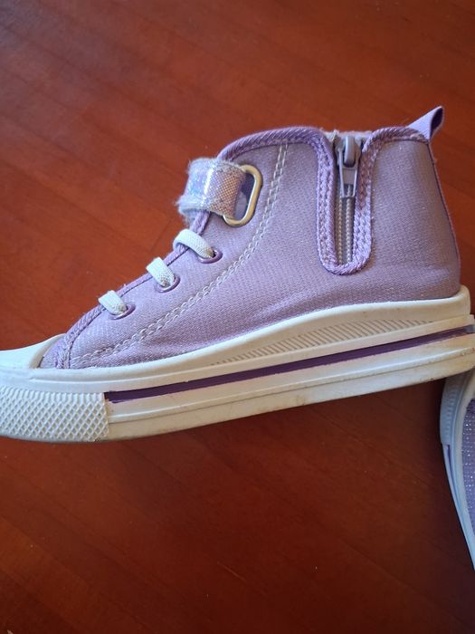 Sapatilhas frozen tamanho 28