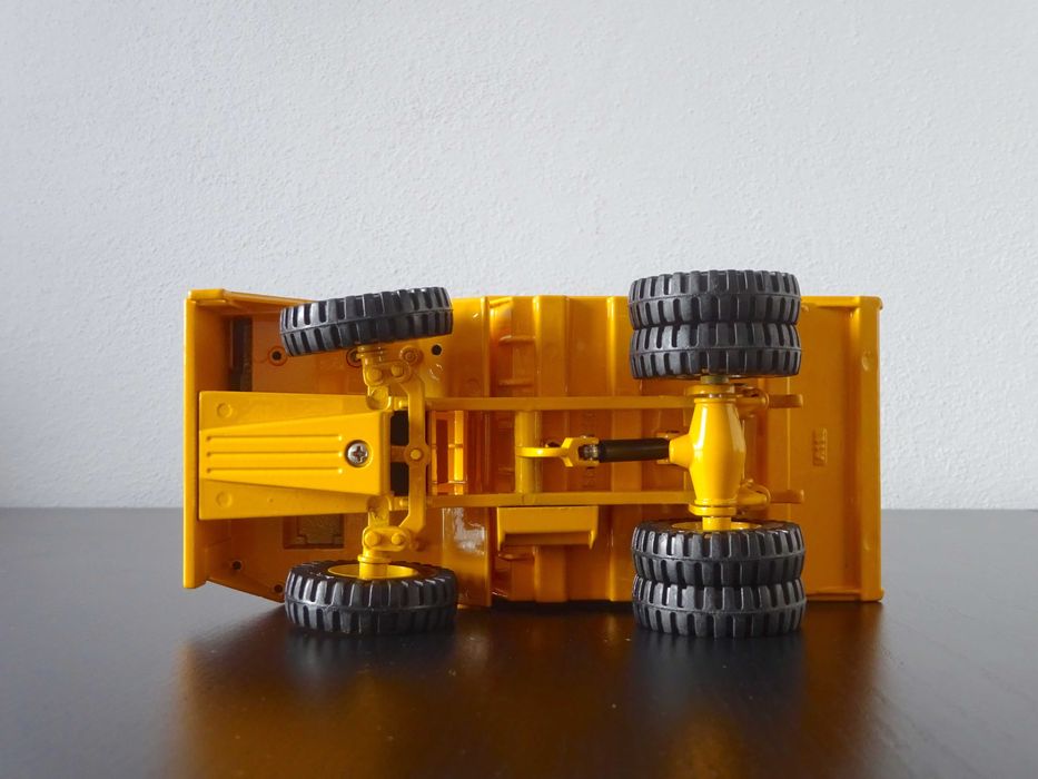 1:50 Joal 228 Euclid R32 Dumper