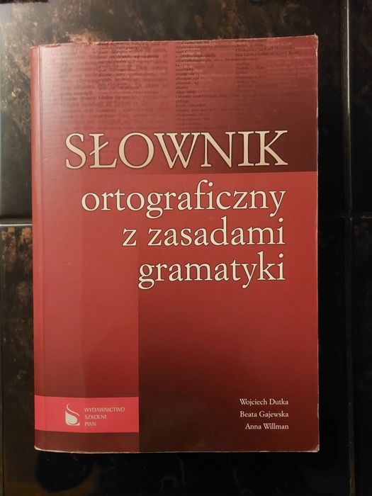 Słownik ortograficzny z zasadami gramatyki - WS PWN - 660 stron