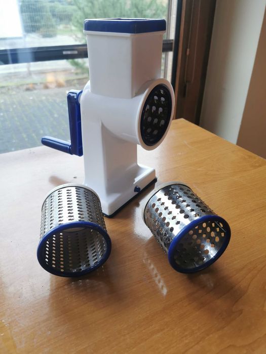 ręczna tarka do warzyw