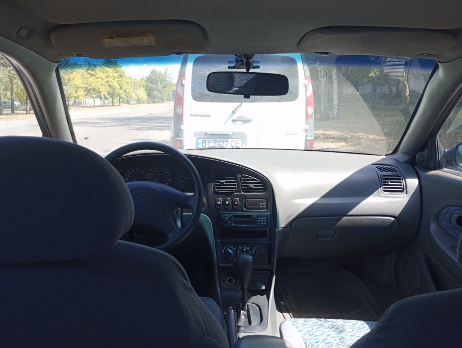 Kia sephia  2000 1.5 v16