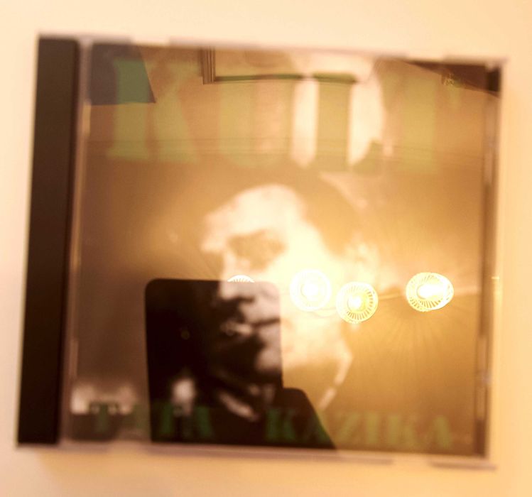 CD Audio Kult, Tata Kazika