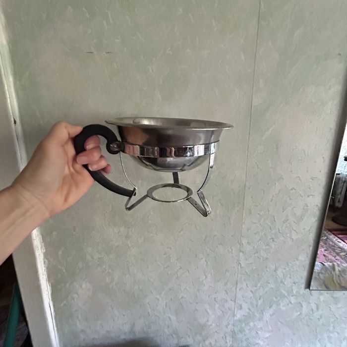 підставка , міска  з нержавійки для тварин собак  котів