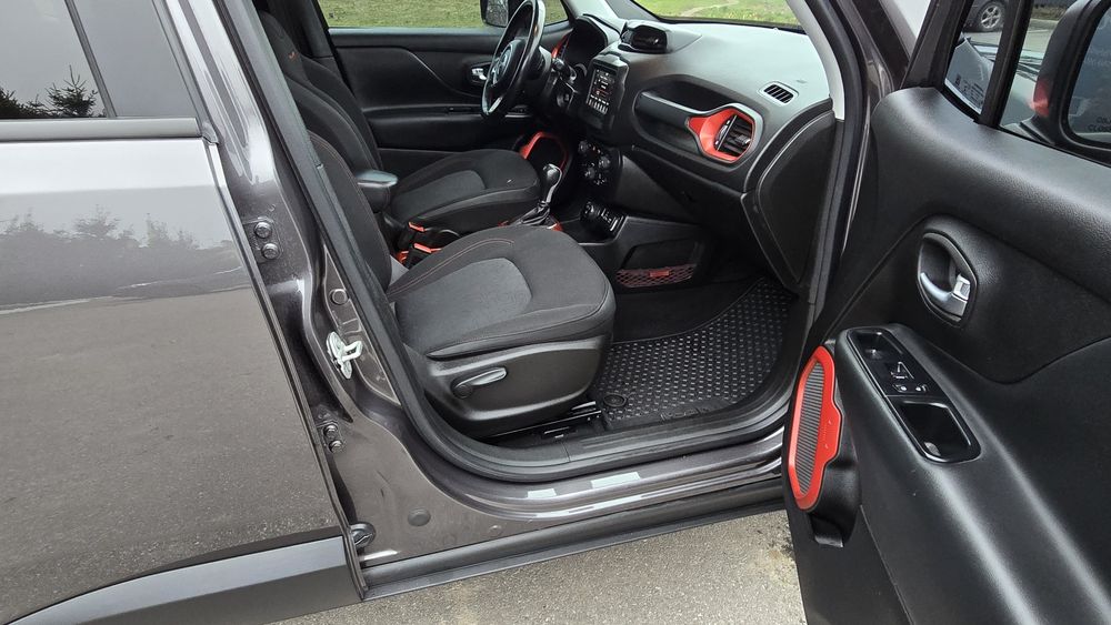 Продається  Jeep Renegade Trailhawk