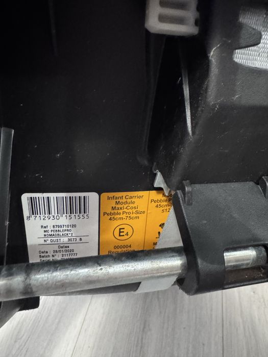 Maxi Cosi Pebble Pro i-Size Fotelik samochodowy 0-13 kg z baza