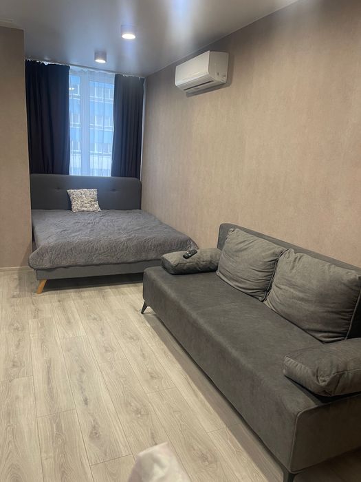 Здам квартиру подобово Симоненка 107 А