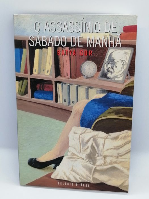 Livro "O assassínio de sábado de manhã" de Batya Gur em ótimo estado