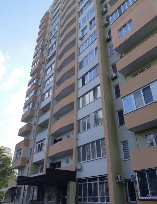 Продам  2 ком Пишоновская, от строителей