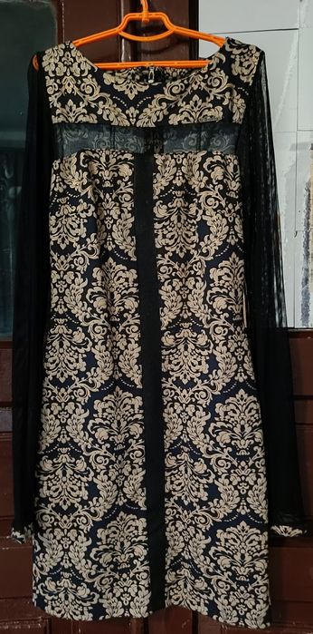 Продам сукню в чудовому стані