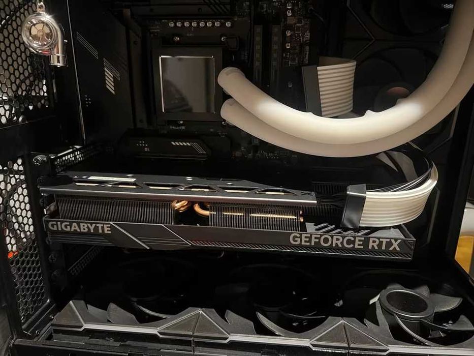 RTX 4070 Ti SUPER 16GB Gigabyte Windforce MAX OC