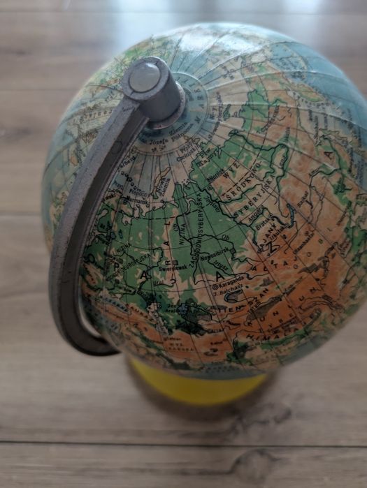Mały globus dla dziecka