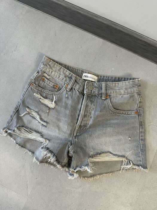 Spodenki jeansowe Zara