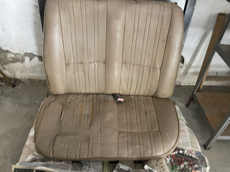 Vendo banco passageiro duplo original UMM campina