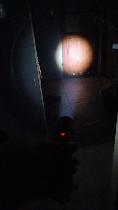 Mocna Latarka LED Taktyczna USB  Metalowa
