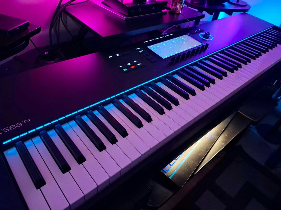 Kontroler Midi Native  Kontrol s88 N