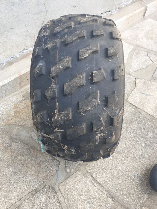 Jantes e pneus raptor350
