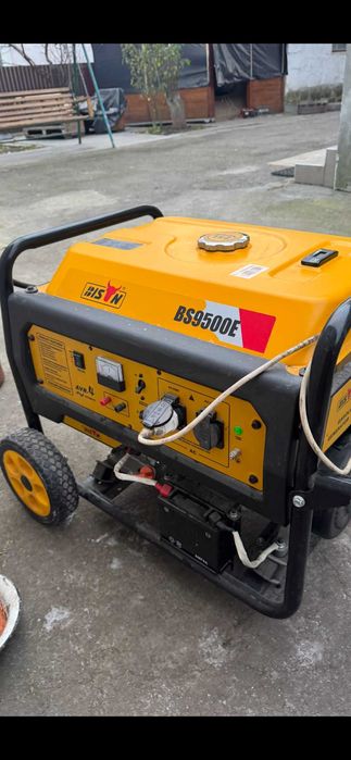 Бензиновый генератор BISON BS9500E максимальная мощность 8 кВт