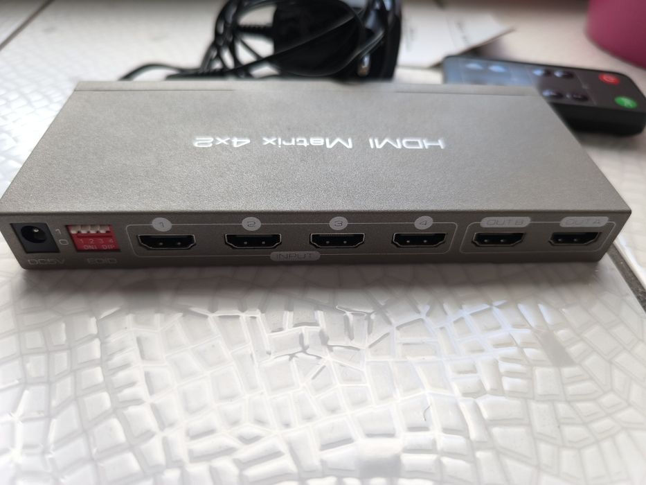 Matrix HDMI 4/2 Spacetronik SPH-M42EA 4K