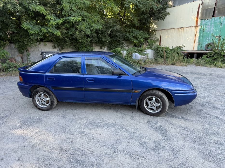 Mazda 323F 1.6 газ/бенз. 1993 года. Офомление.
