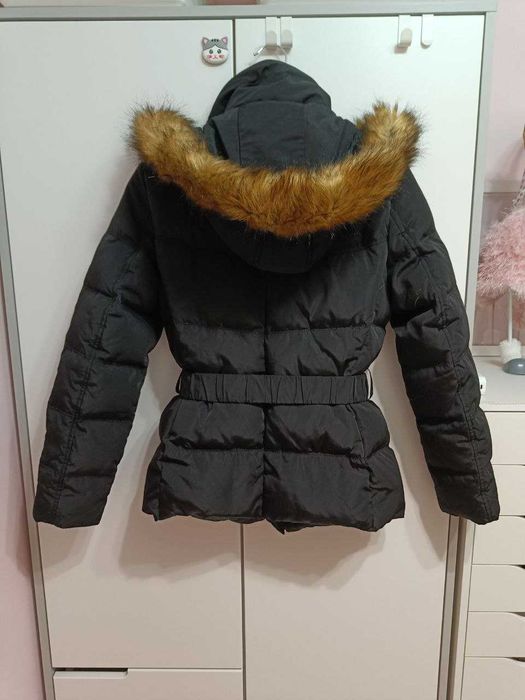 Класичний чорний натуральний пуховик для підлітка або пані S-М Esprit