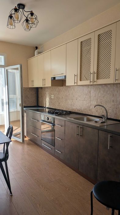 Оренда квартири центр Мельника 10