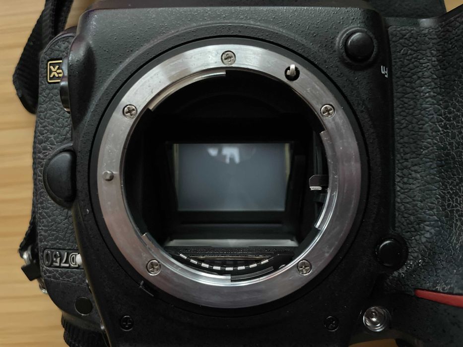 Nikon d750 + obiektyw AF-S Nikkor 24-70 2.8E VR i dodatki gratis!