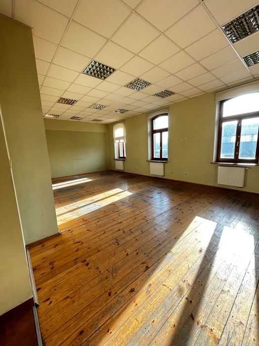 Piękne Biuro Sosnowiec 200 m2 parking