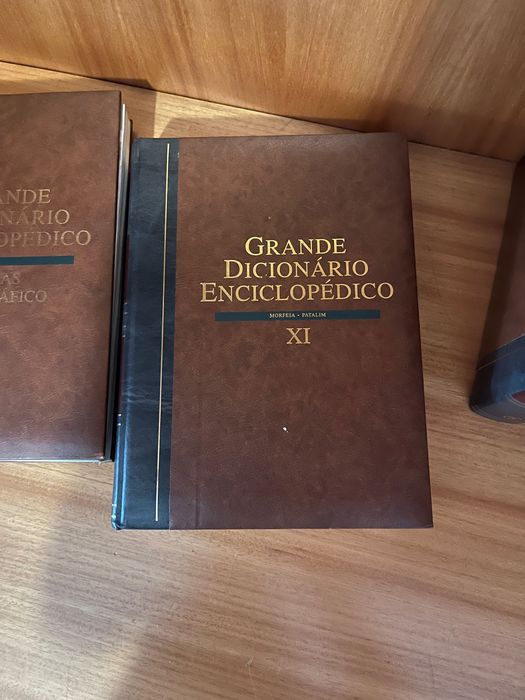 Coleção de 16 Enciclopédias