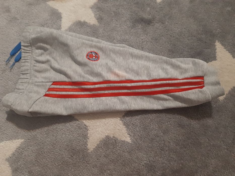 Spodnie    Adidas     86