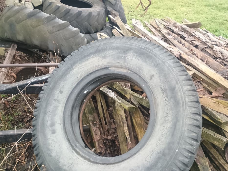 Oddam opony rolnicze