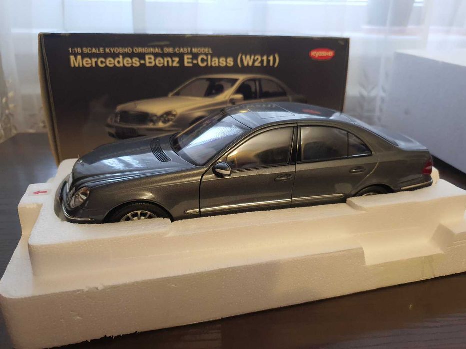 Мерседес W211 седан 1:18: 12 600 грн. - Машинки Киев на Olx
