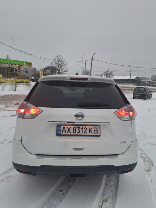 Авто на повному бойовому ходу