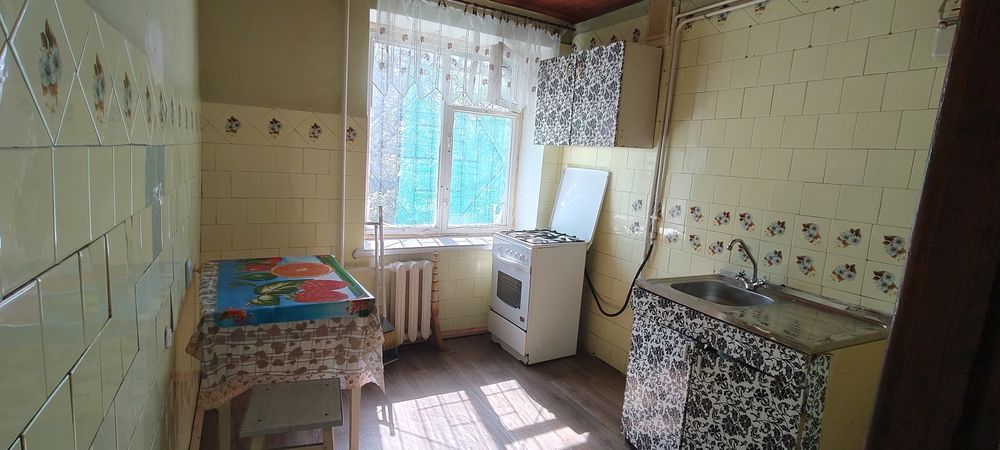 Здам в оренду 4-х кімнатну квартиру