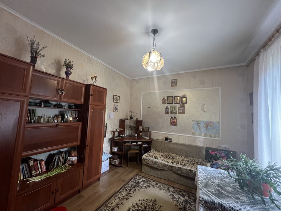 Продається окремий будинок в районі ринку Хмільники