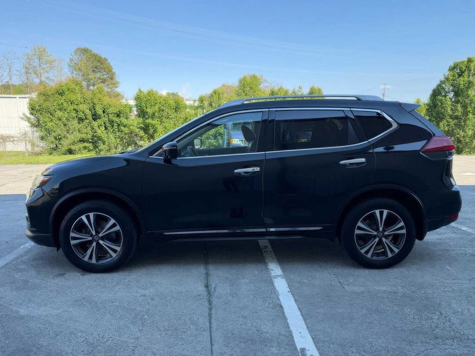 Nissan Rogue SL      2018