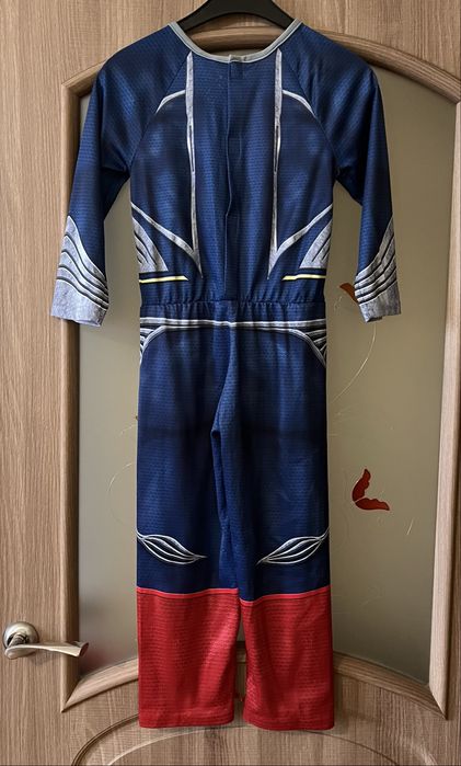 ,,Супермен,,маскарадний образ для дитини