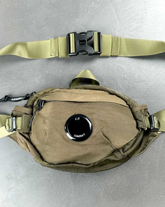 Сумка C.P. Company Nylon B. Crossbody Lens Pack Olive