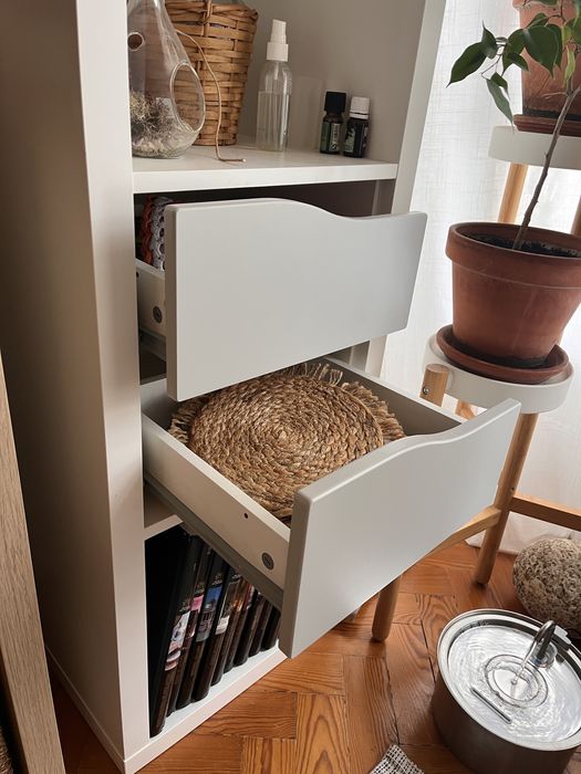 Conjunto de Módulos do IKEA kALLAX/LACK brancos
