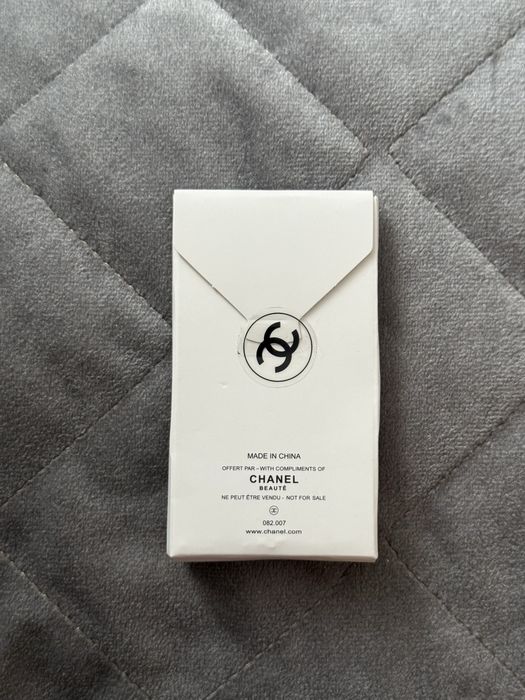 Spinki do włosów Chanel. Autentyczne