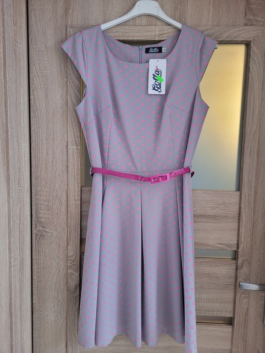 Sukienka elegancka 40